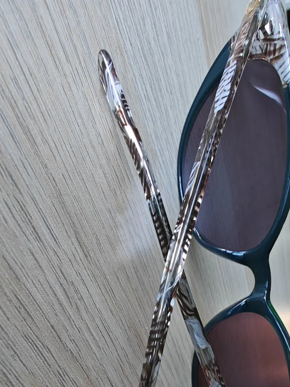 ANNE KLEIN UPLIFTING ROUNDED CAT-EYE SUNGLASSES